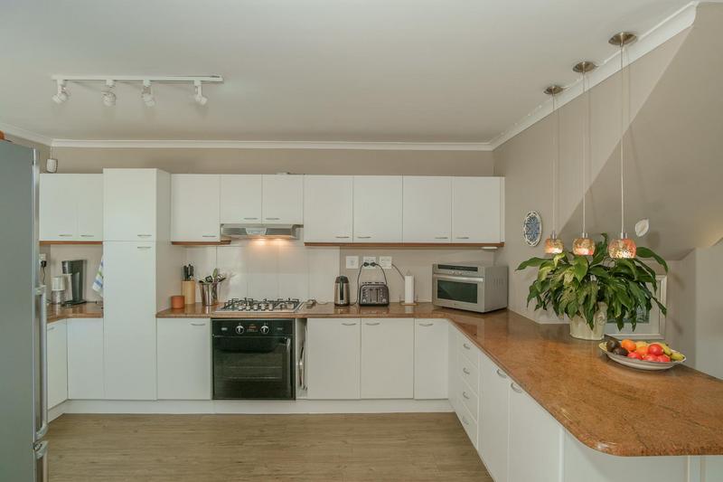 3 Bedroom Property for Sale in Marina Da Gama Western Cape